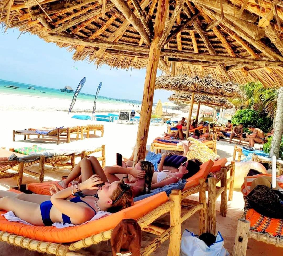 Sipano Beach Lodge Kiwengwa Ківенґва Екстер'єр фото